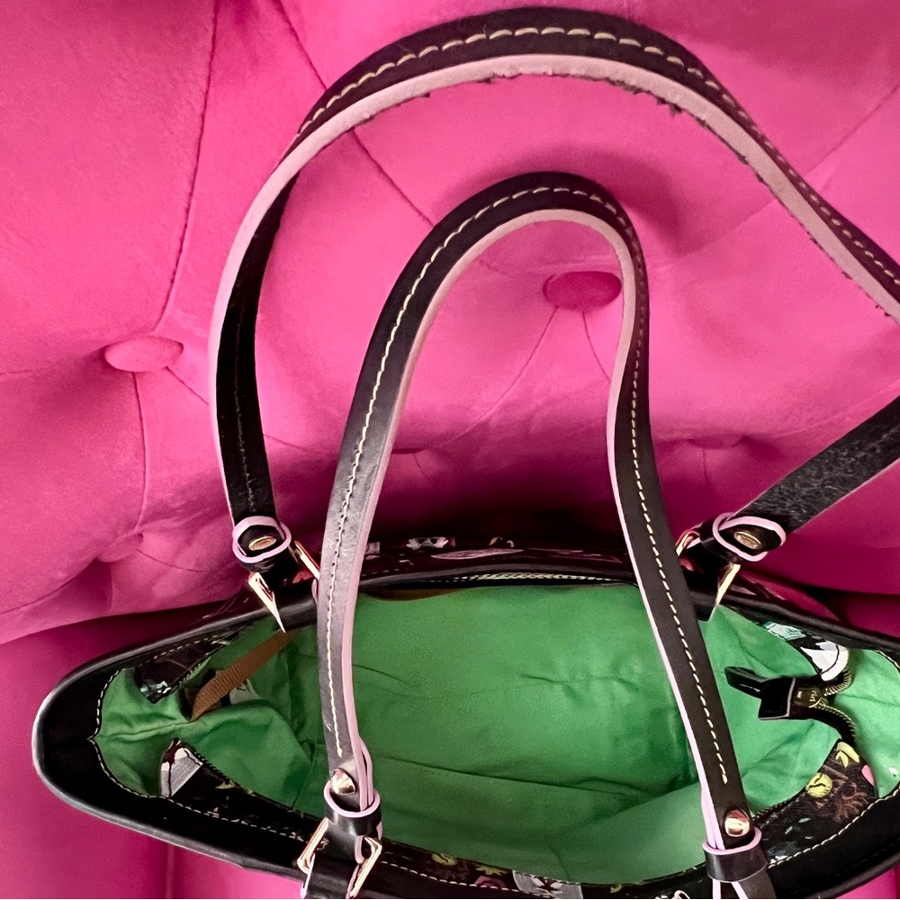 Dooney & Bourke - Disney Haunted Mansion Handbag & Keychain Rare Black Retired - Picture 10 of 16